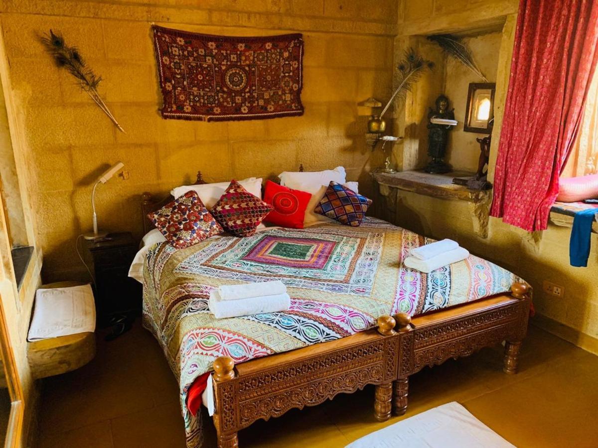 Hotel Victoria Dzsaiszalmer Kültér fotó