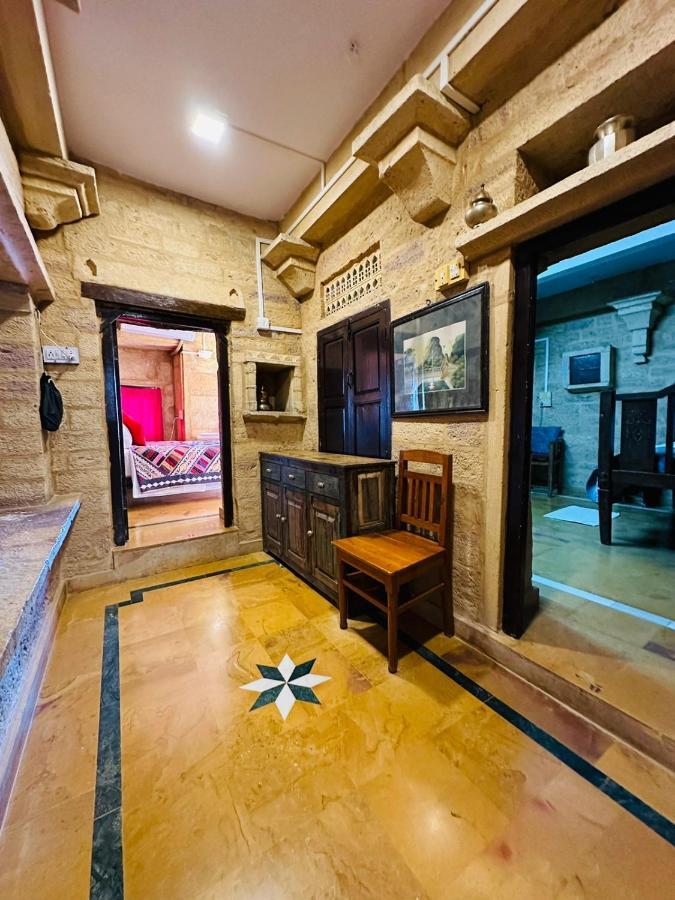 Hotel Victoria Dzsaiszalmer Kültér fotó