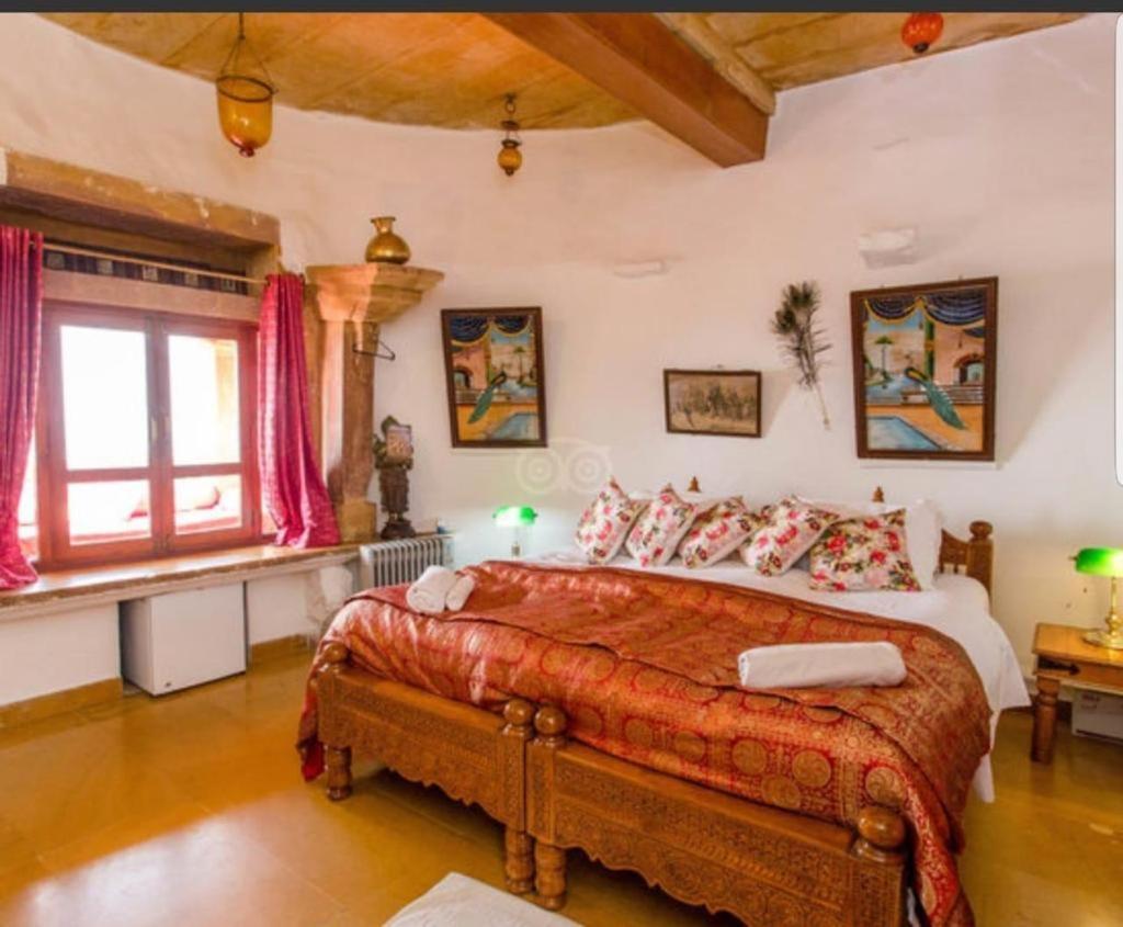 Hotel Victoria Dzsaiszalmer Kültér fotó
